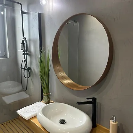 Alex Mnl Lux Mamaia 6 شقة