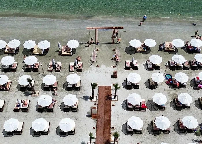 Alex Mnl Lux Mamaia 6