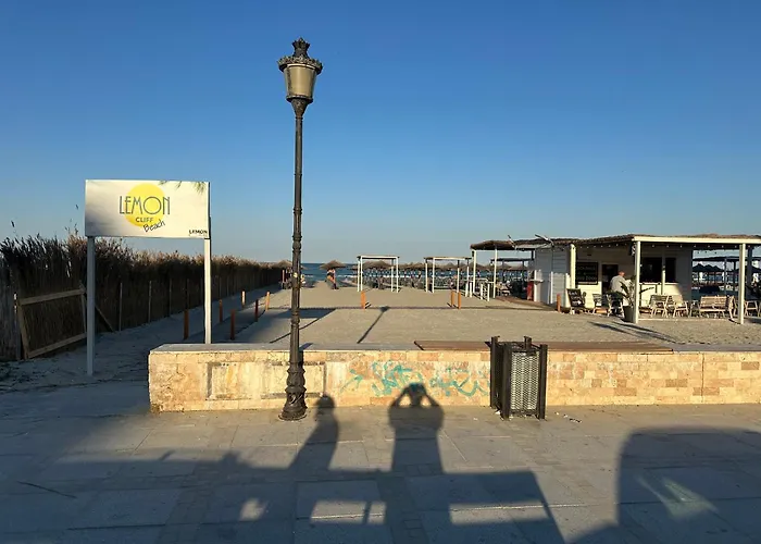 Alex Mnl Lux Mamaia 6